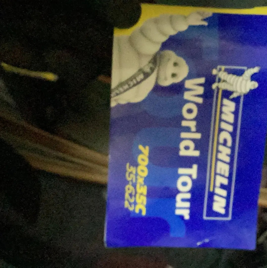 Michelin Tire 700 x 35c - Bike Clinique