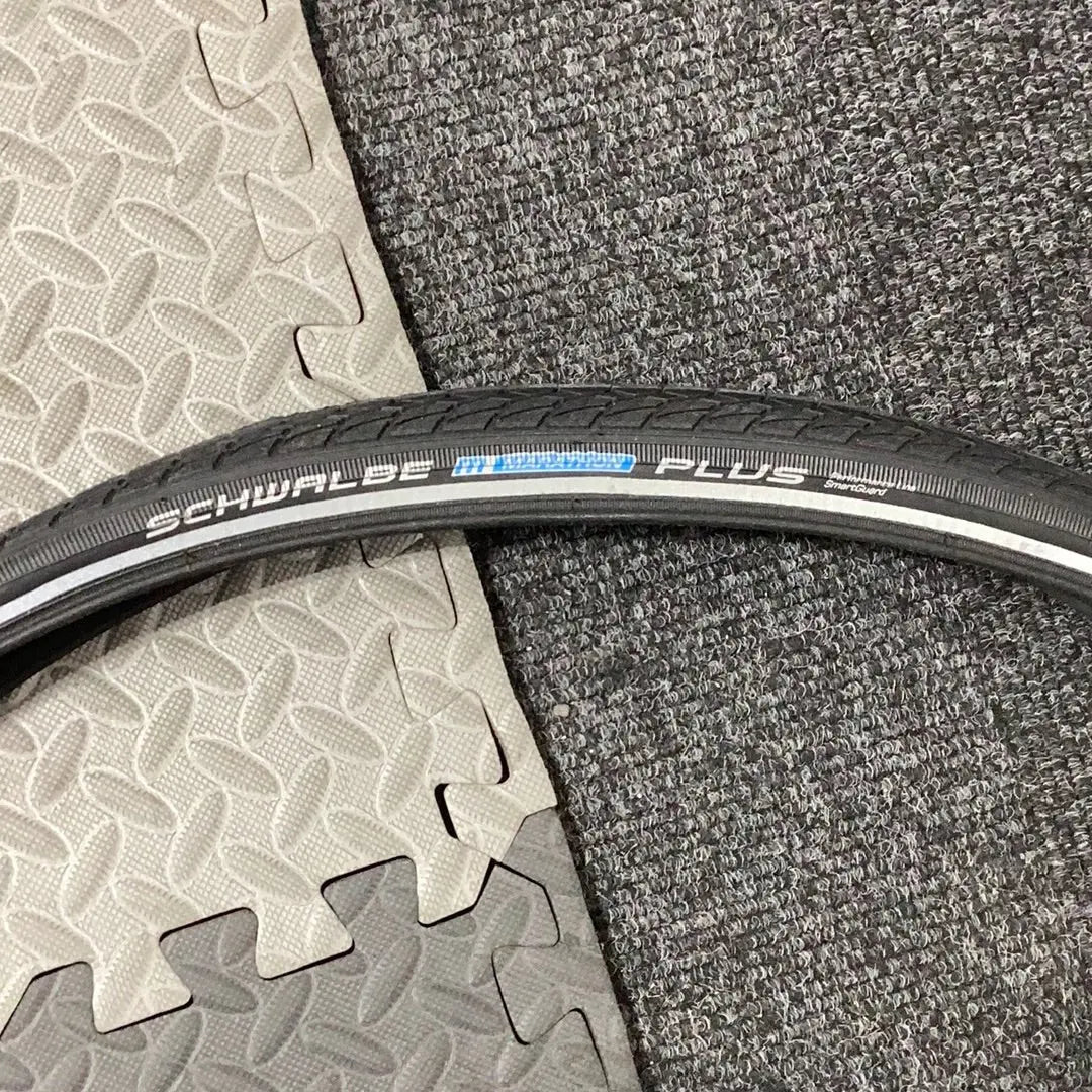 Schwalbe Marathon Plus Smartguard Rigid Road Tyre - 26 x 1.35 - Bike Clinique