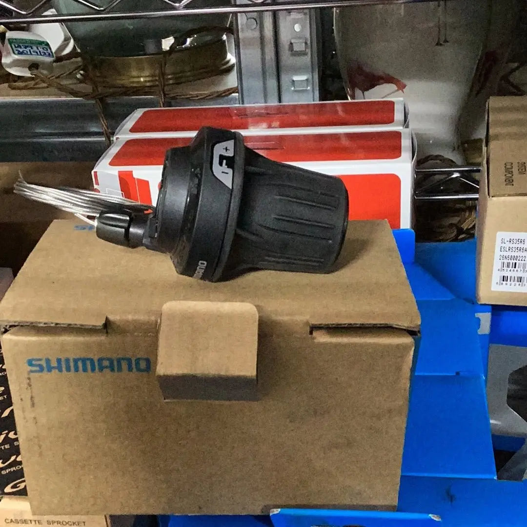 Shimano Grip Shifter - Bike Clinique